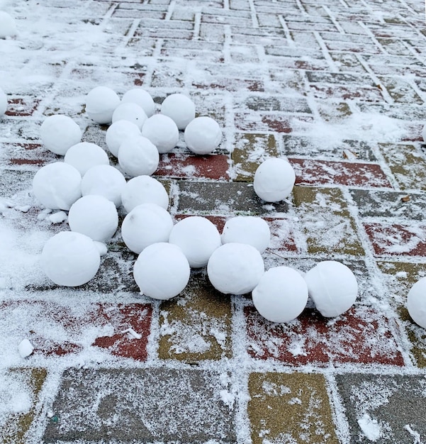 A visual representation of compound interest, illustrated as a snowball rolling downhill, gathering size and momentum, symbolizing the increasing growth of savings over time with the effect of employer matching.
